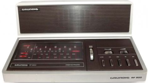 GRUNDIG RF800